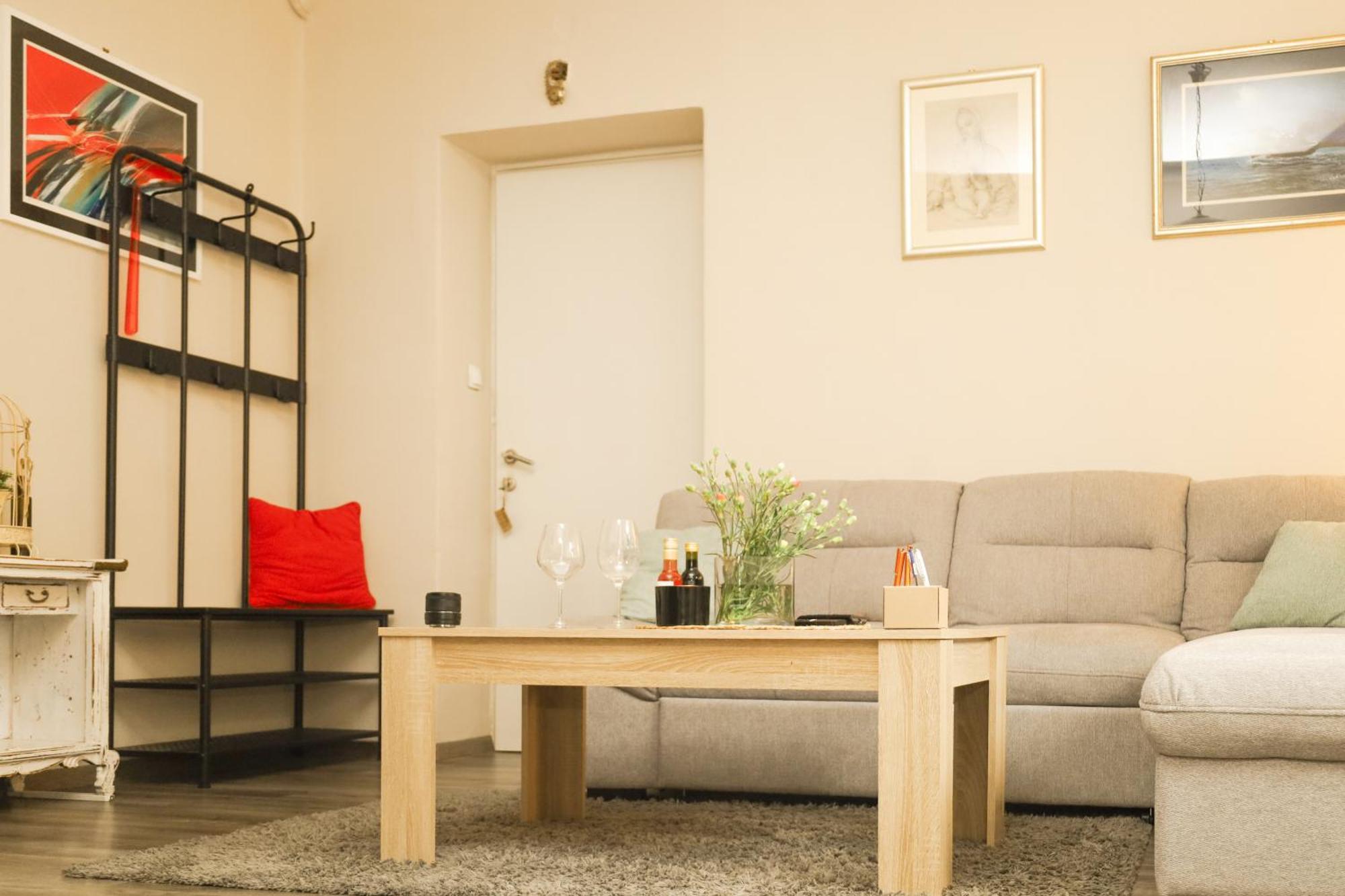 Kamena Kuca Apartment Pozega Luaran gambar